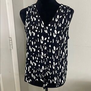 Black and White Sleeveless Top